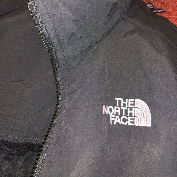 North face black fuzzy coat - Picture 3 of 4